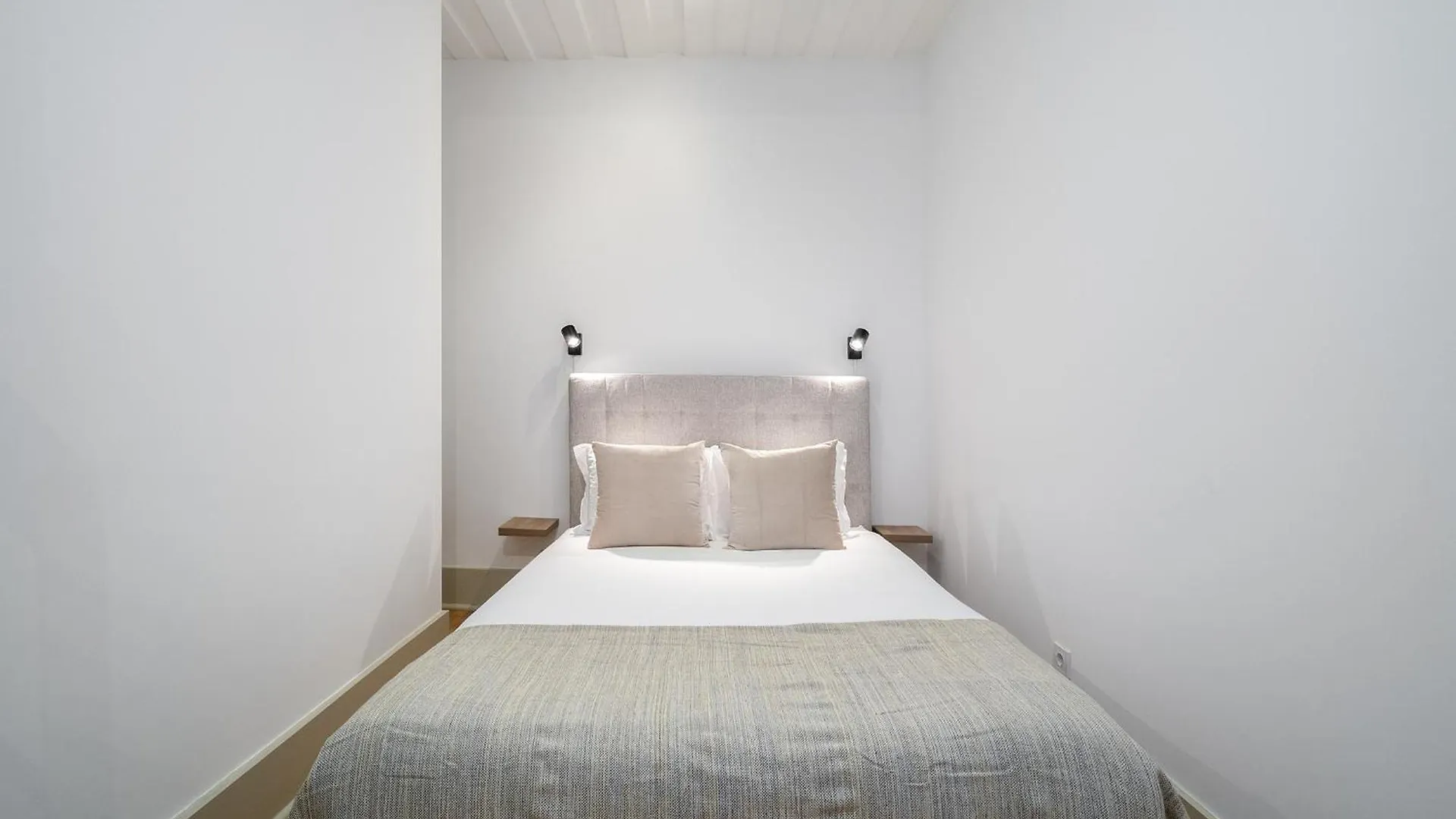 Whome Lisbon'S Heartbeat Your Premier Address For Explorers Portogallo
